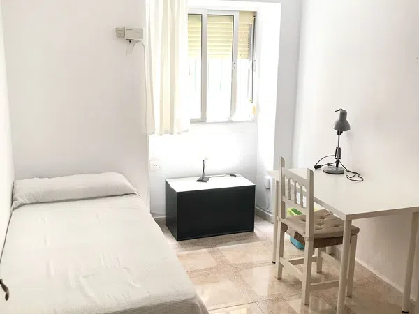 Piso en Calle Tarfia, 17, Reina Mercedes - Heliópolis - Foto 3
