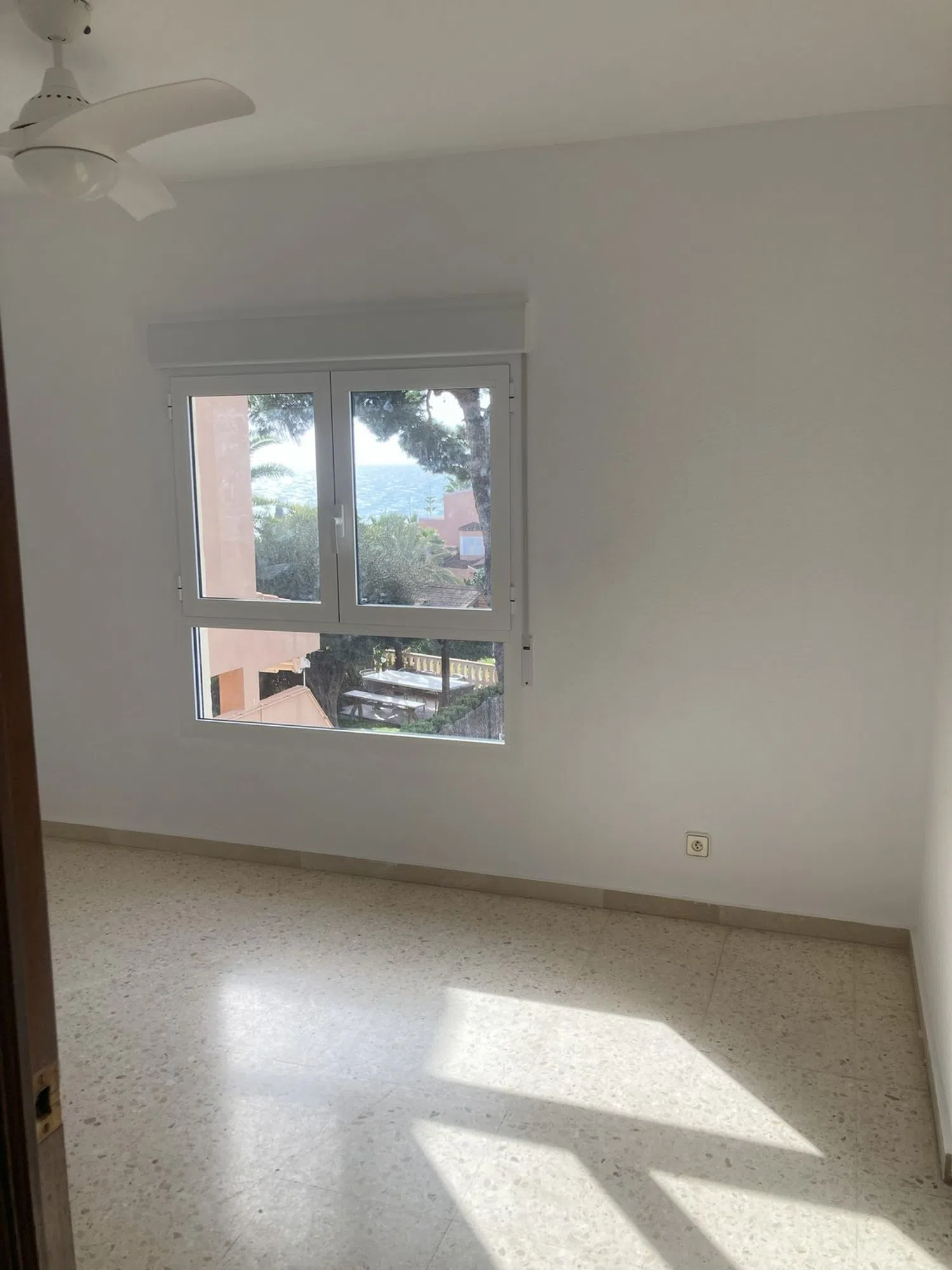 Chalet adosado en Barrio Cabo de las Huertas - Foto 10