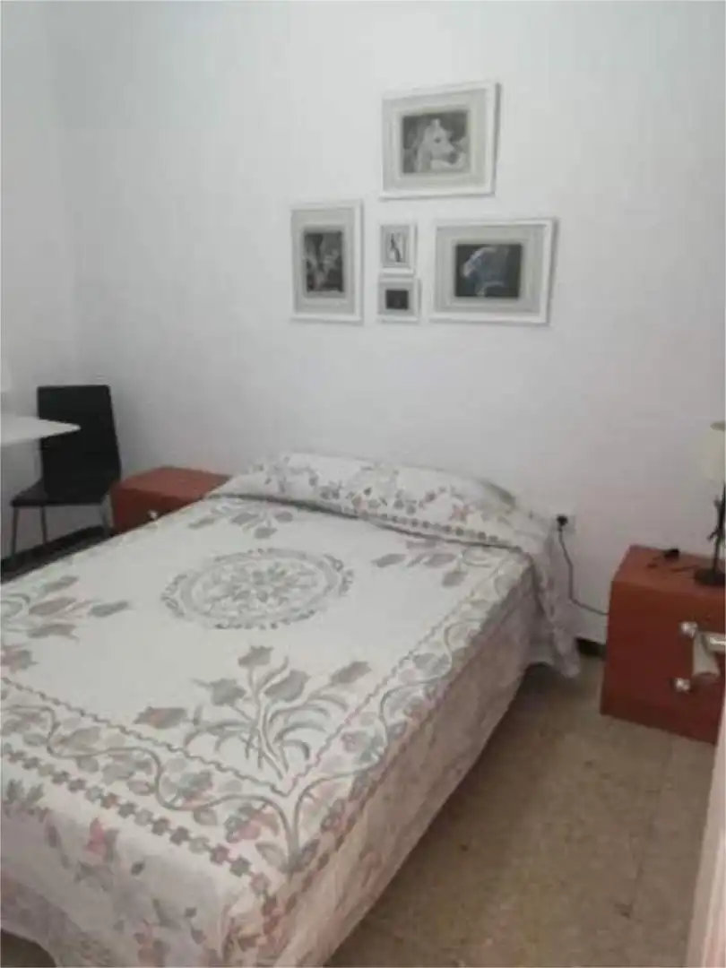 Piso en Reina Mercedes - Foto 3