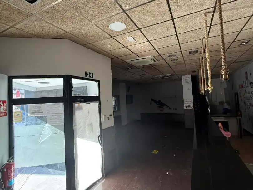 Local comercial en  Calle de la Cruz del Sur 31 - Foto 5