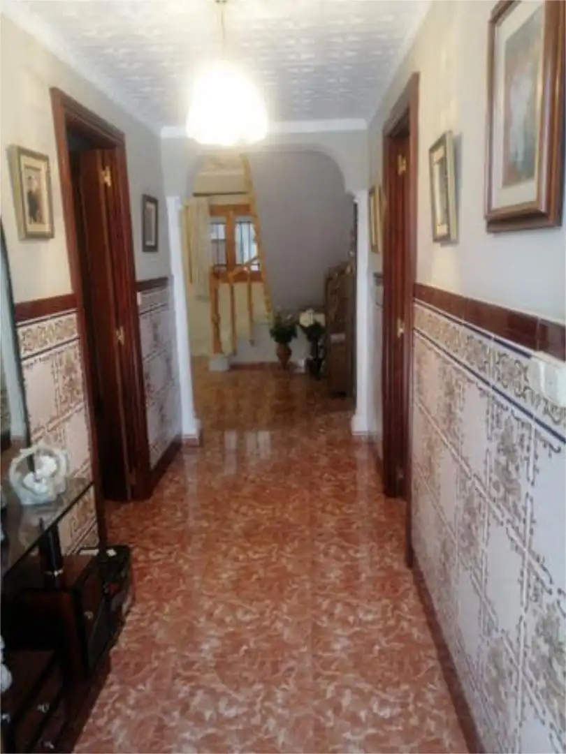 Chalet en Villanueva de tapia - Foto 2