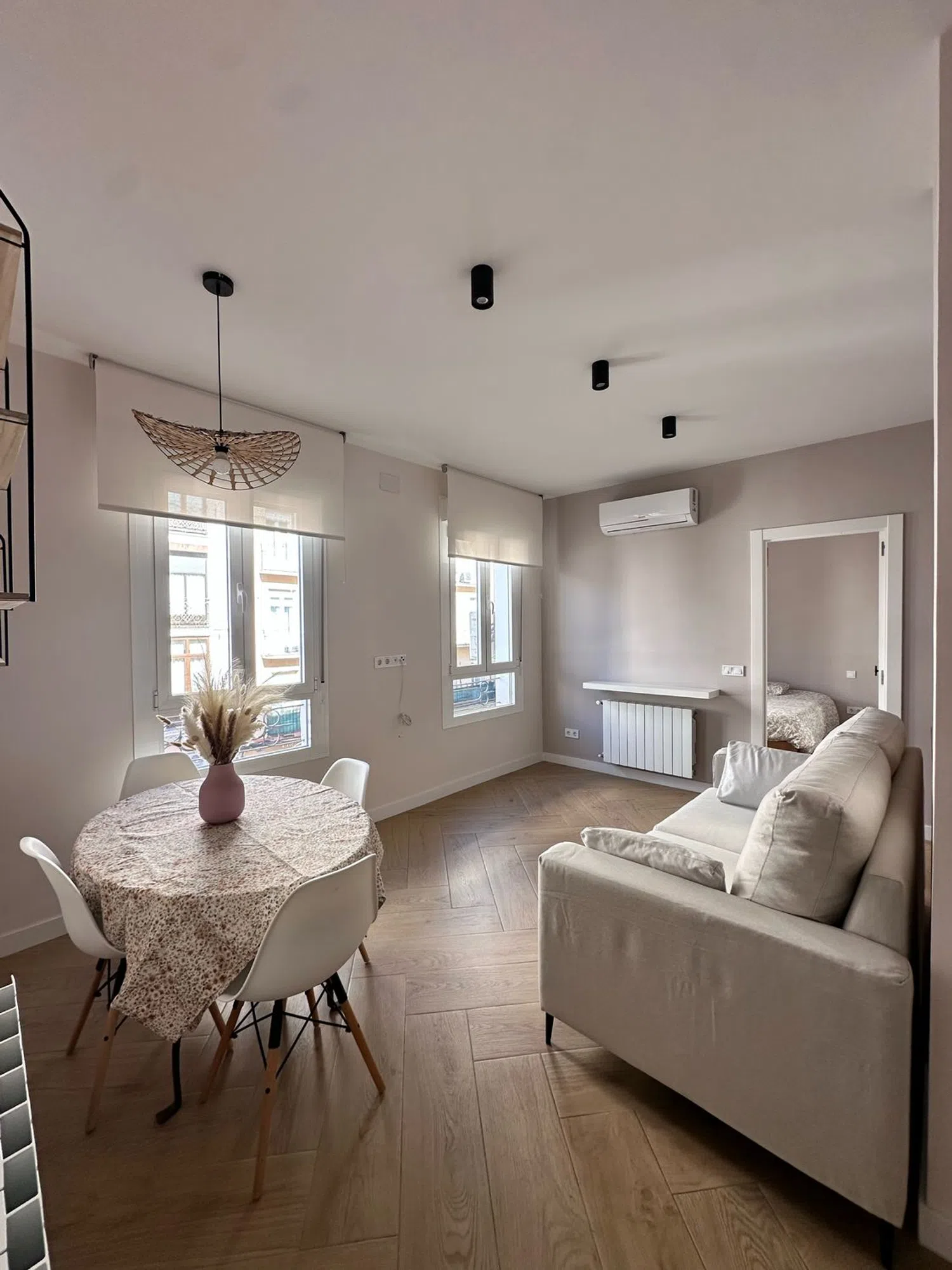 Piso en calle de Fernández de los Ríos, 63