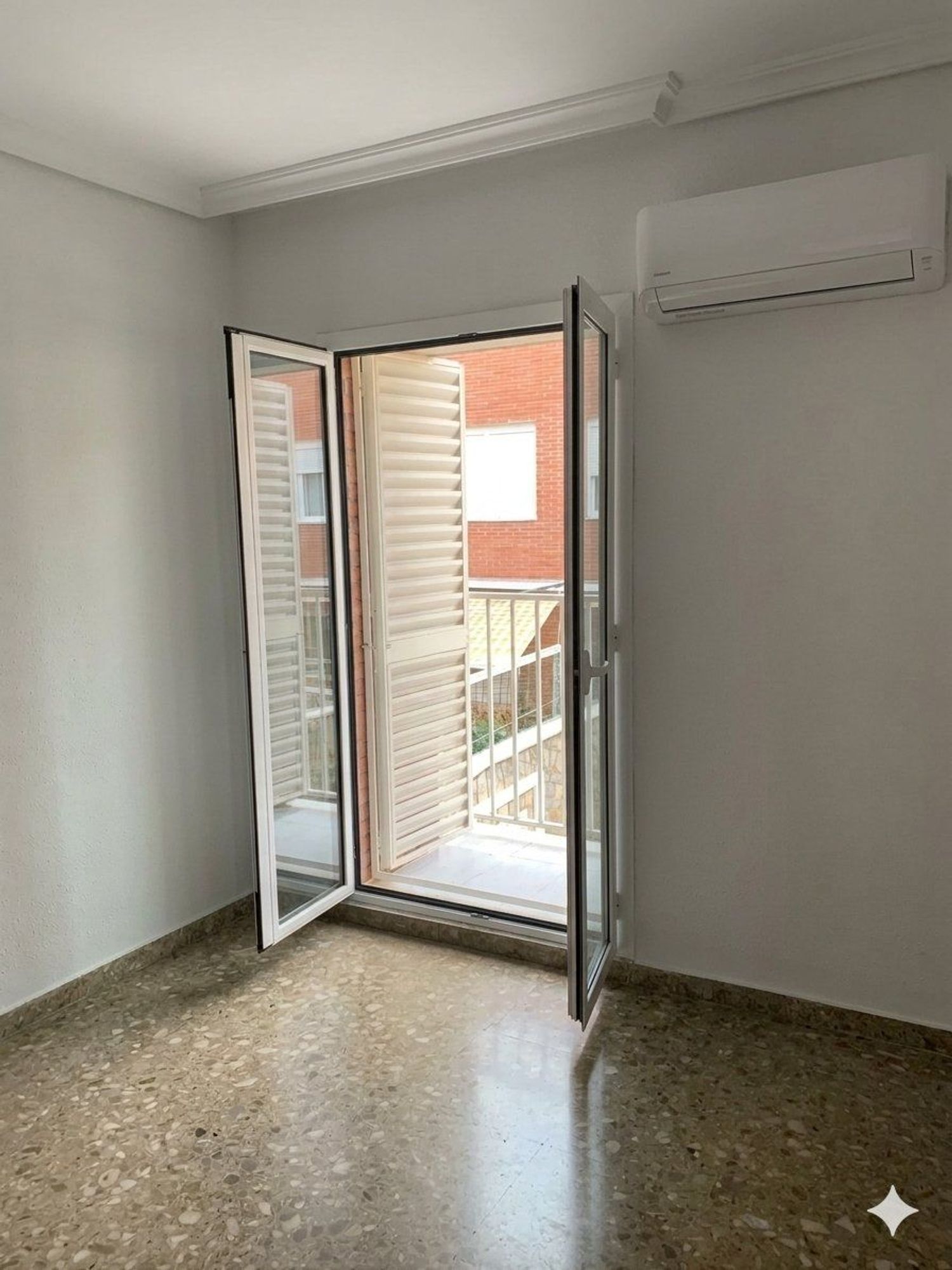 Chalet adosado en Calle Luis Fuentes Bejarano, 50, Alcalde L. Uruñuela - Palacio de Congresos - Foto 5