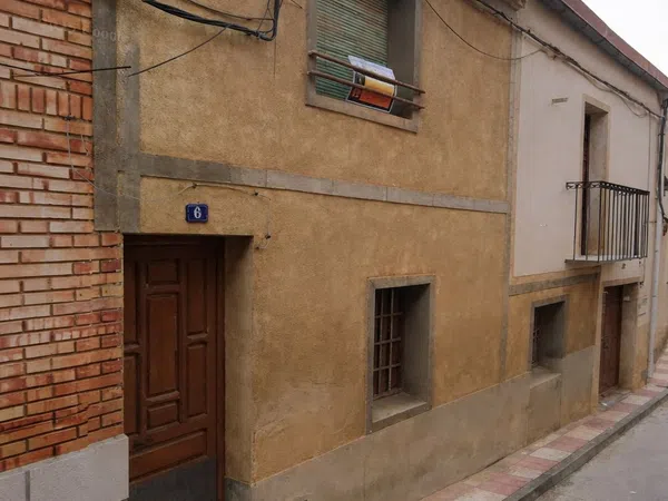 Casa de pueblo en Calle Calvo Sotelo, 6 - Foto 1