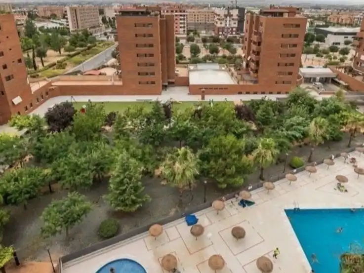 Piso en  Avenida Federico García Lorca 26 - Foto 5