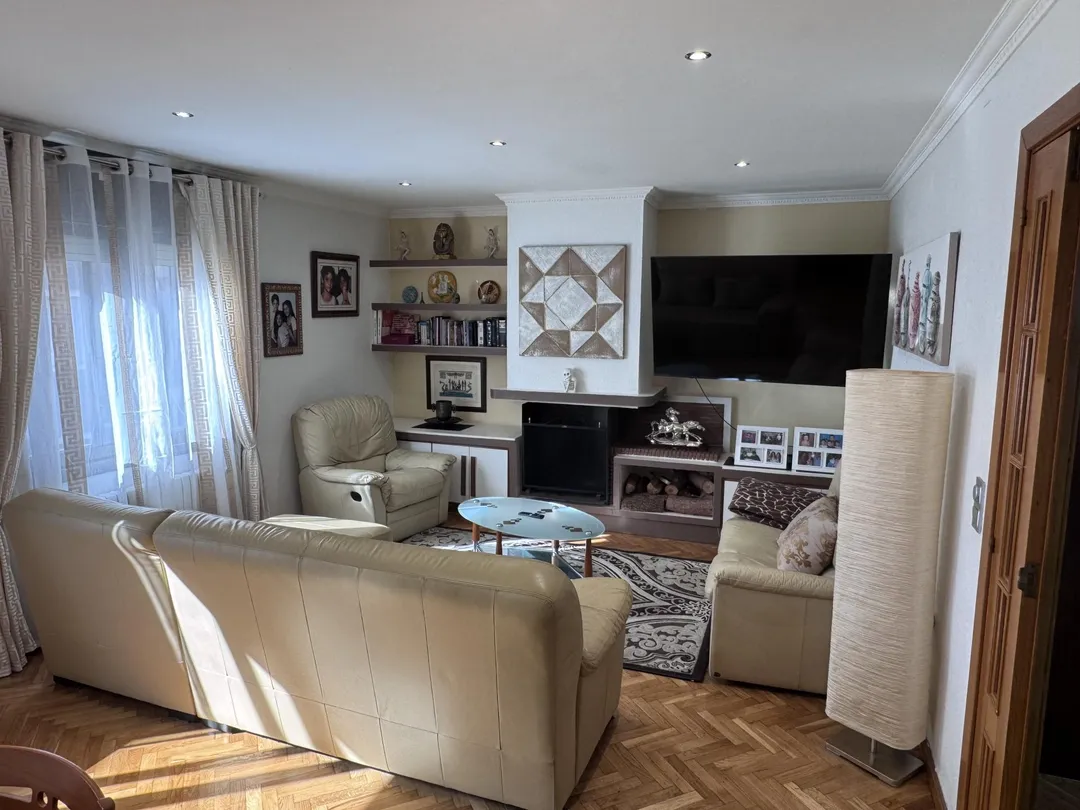 Piso en  Carrer del General Josep Manso i Solà 71 - Foto 2