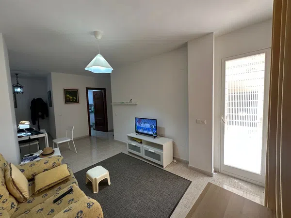 Piso en Avenida de la Axarquía, 3 b - Foto 2