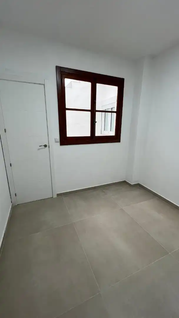 Piso en  Carrer del Cardenal Benlloch 16 - Foto 12