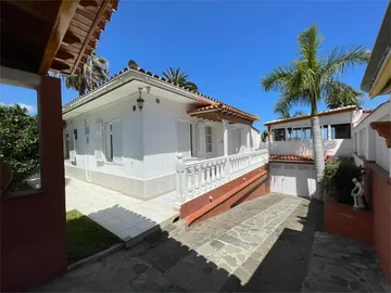Piso en  Calle Familia Iriarte 10 - Foto 1