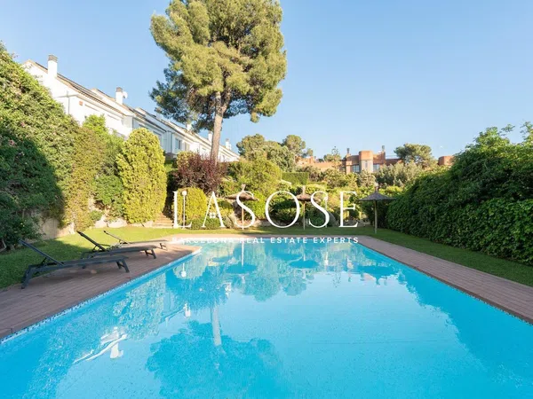 Casa o chalet independiente en Calle Tramuntana, La Miranda - Can Candeler - Foto 1