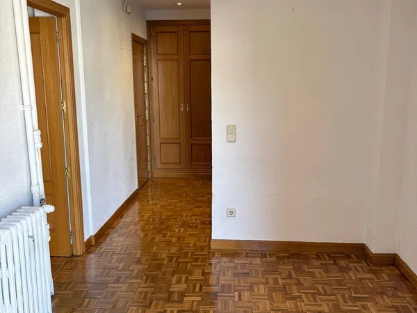Piso en Calle Esteban Terradas, Castilla - Foto 2
