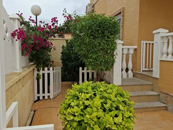 Chalet pareado en Calle Tarancon, 26, Lo Marabú - Foto 1