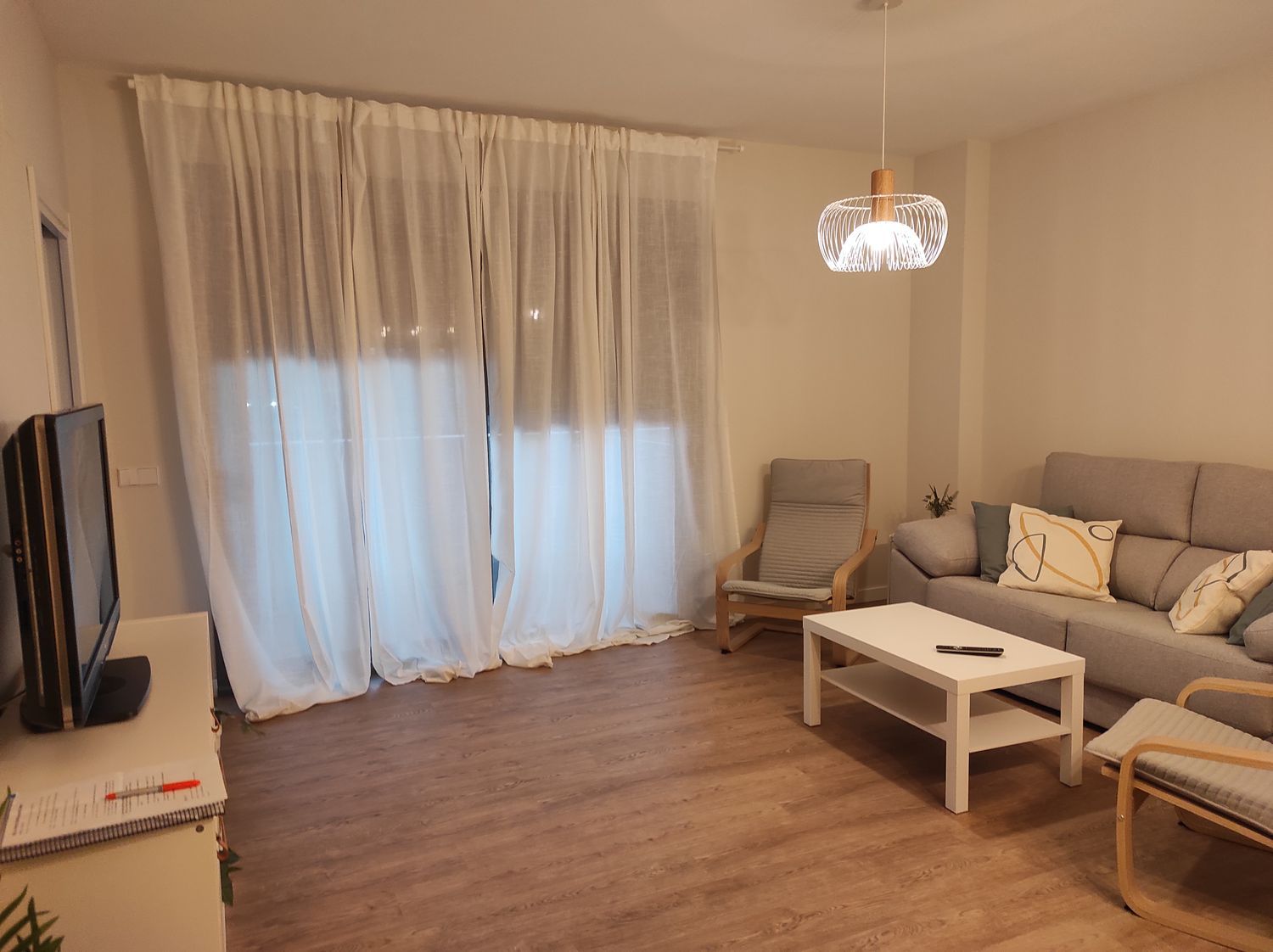 Piso en calle Escritora Carmen Laforet, 3 - Foto 2