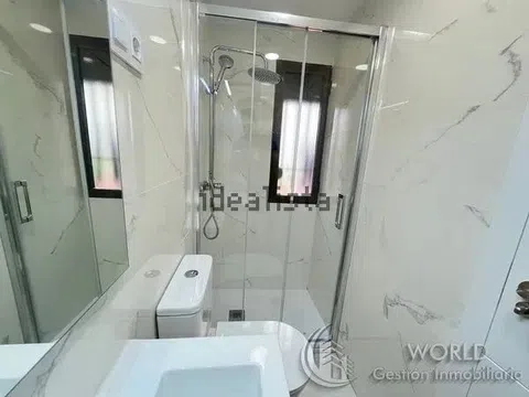Piso en calle de Fernández de los Ríos, 8