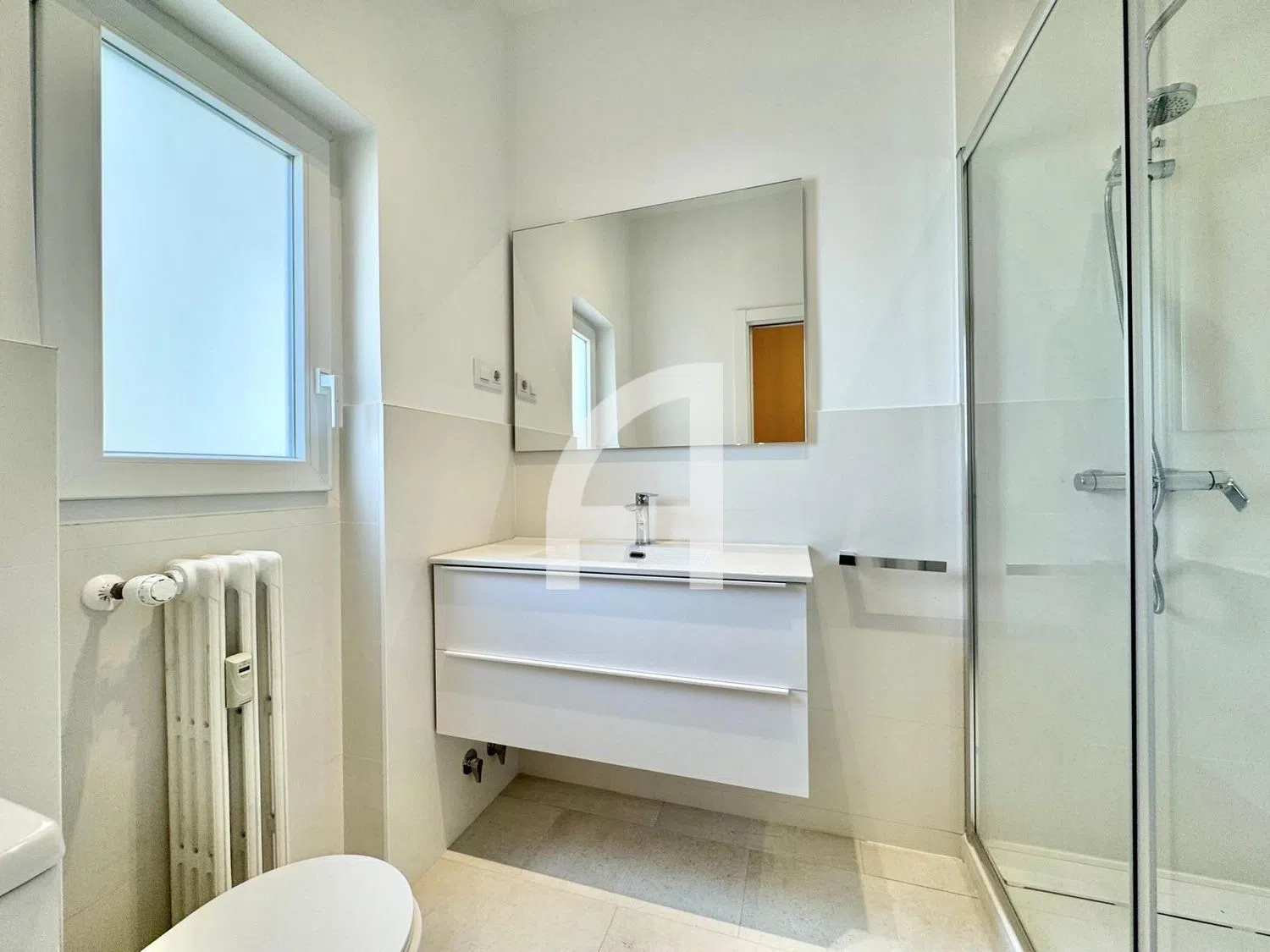 Piso en calle de Diego de León - Foto 19