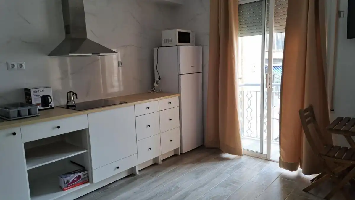 Estudio en L'Hospitalet de Llobregat - Foto 5