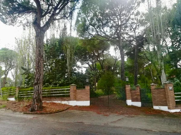 Casa o chalet independiente en Calle Arévalo, 75 - Foto 1