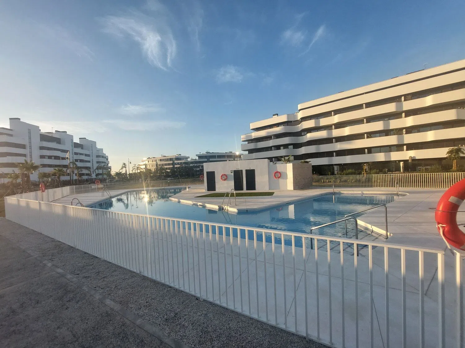 Piso en avenida Mar de Alborán, 9 - Foto 4