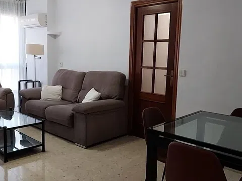 Piso en avenida San Juan de la Salle, 63