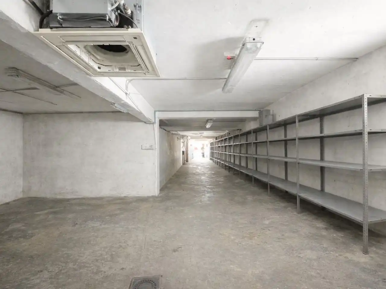 Local comercial en  Calle Mamerto López 10 - Foto 29