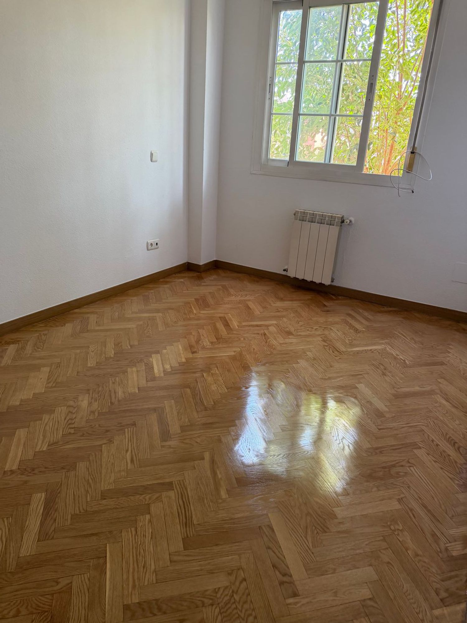 Chalet adosado en Calle Valle de Cardos, Valdezarza - Foto 25