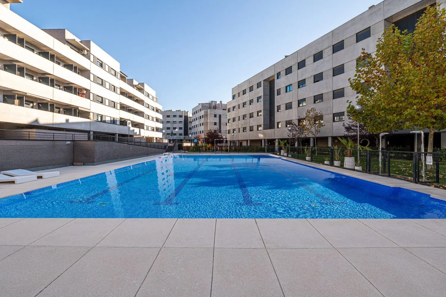 Piso en avenida Joan Miró - Foto 1