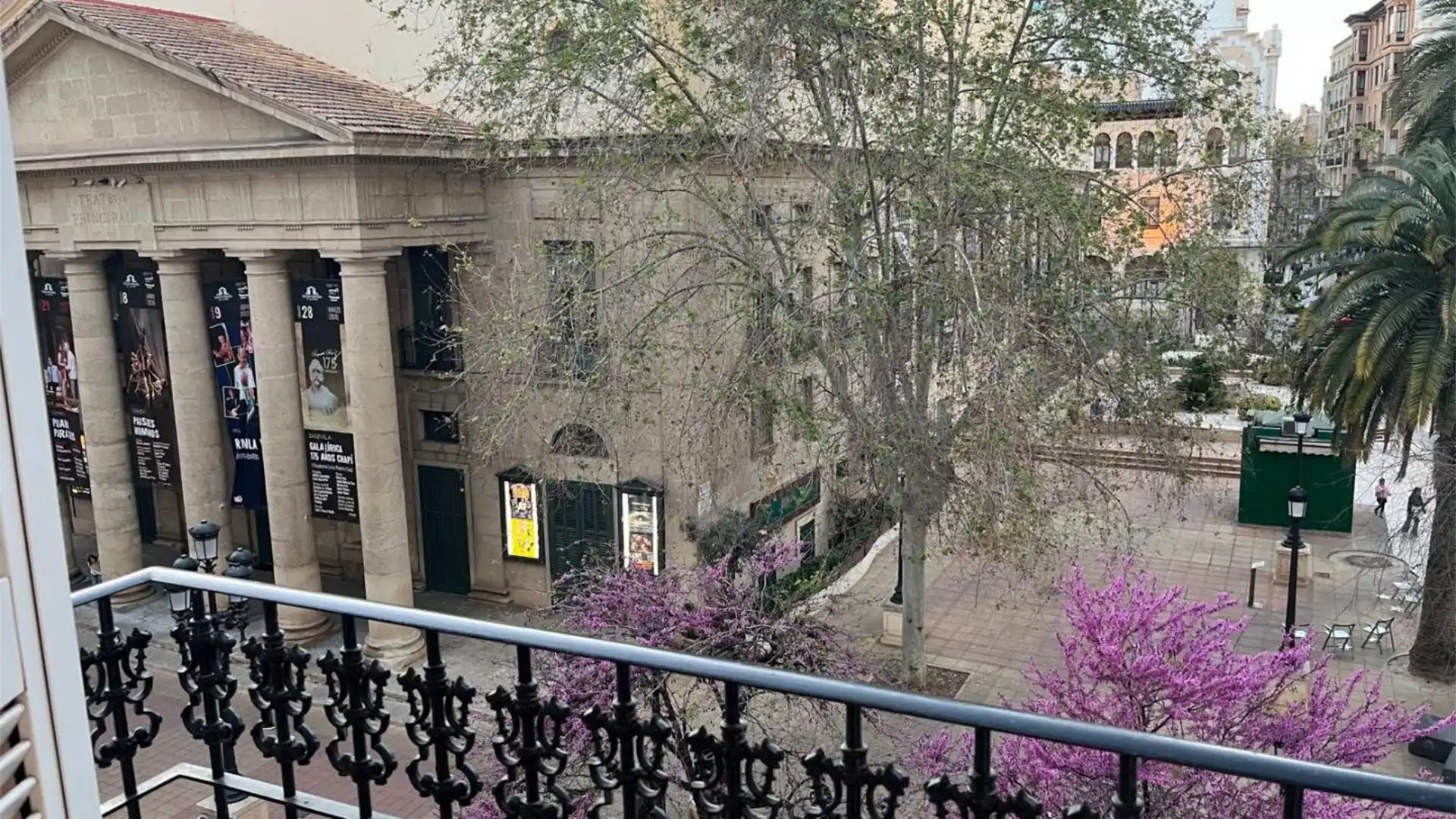 Piso en  Plaça Ruperto Chapí 2 - Foto 1