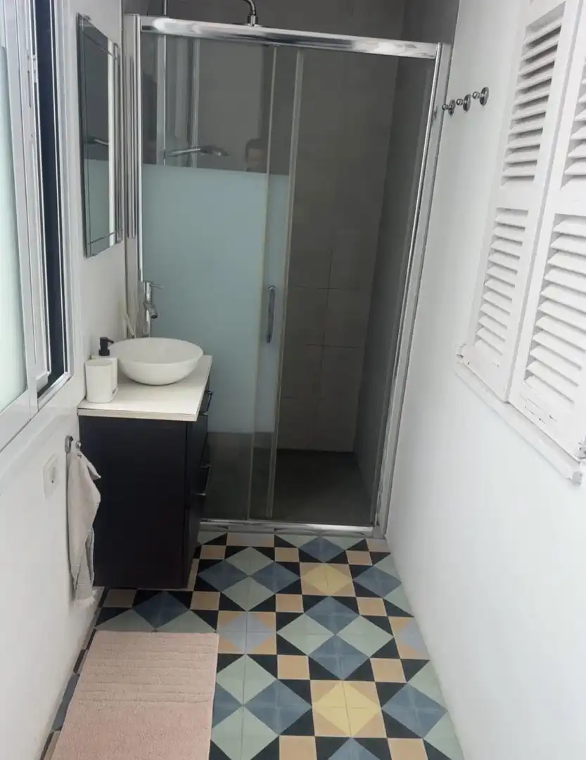 Estudio en  Carrer de Blanquerna 27 - Foto 7
