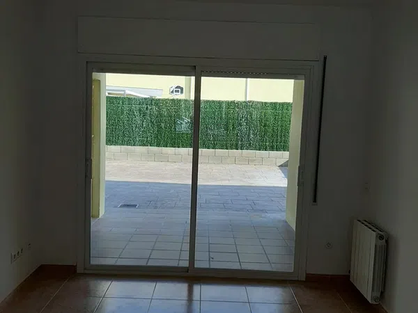 Casa de pueblo en Sils - Foto 4