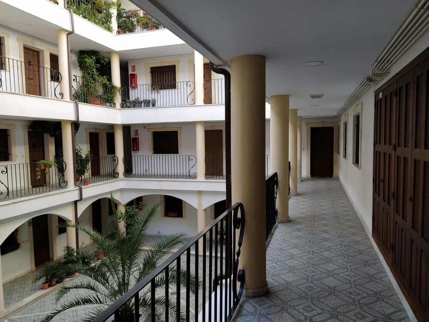 Piso en calle Ramón y Cajal, 14 - Foto 1