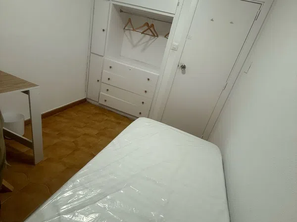 Piso en calle Pintor Velázquez, 1 - Foto 14