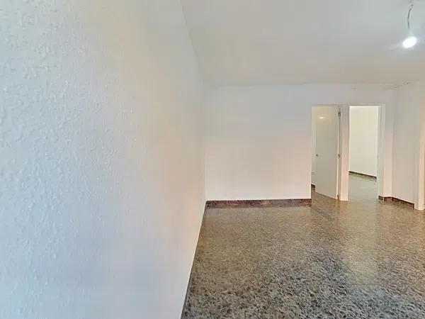 Piso en Barrio Les Roquetes - Foto 6