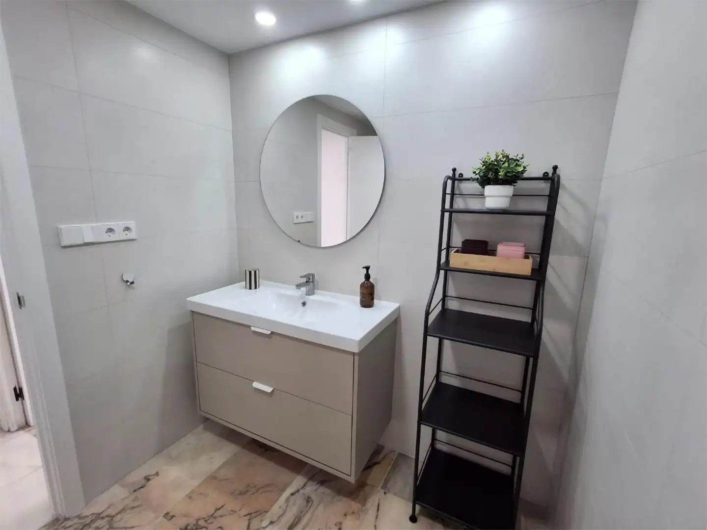 Piso en  Calle Santo Domingo 12 - Foto 8