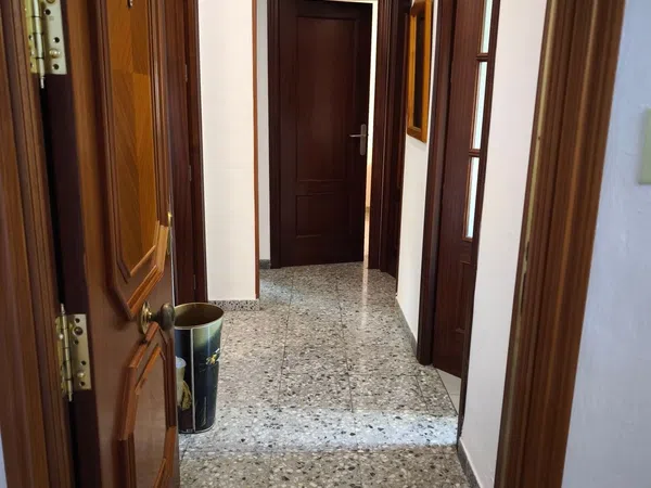 Piso en calle Poeta Manuel Benítez Carrasco, 59