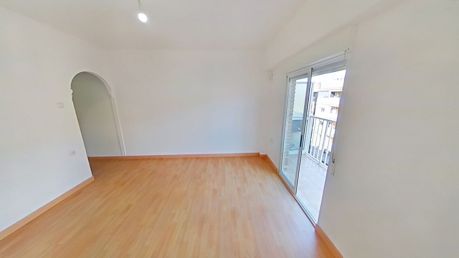 Piso en Barrio Albors - Foto 6