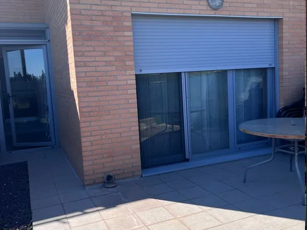 Chalet adosado en Calle Sabinares del Arlanza, 68 - Foto 7