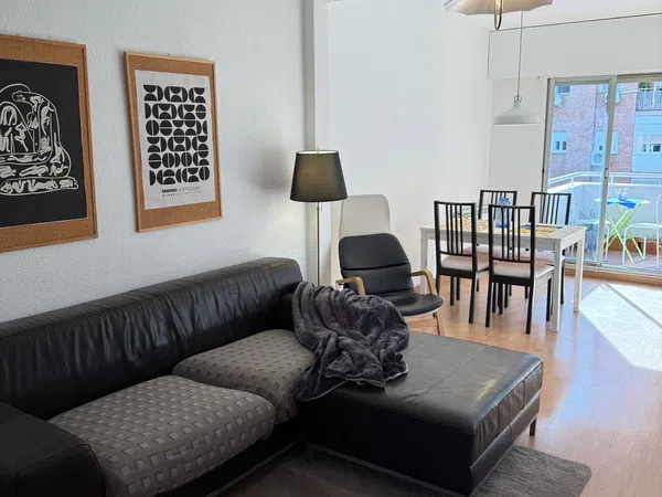 Piso en calle de Embajadores, 95