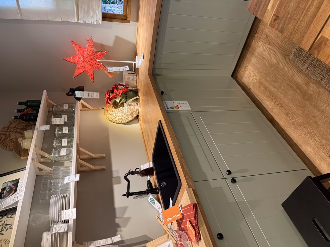 Piso en  Calle de Suecia 83 - Foto 2