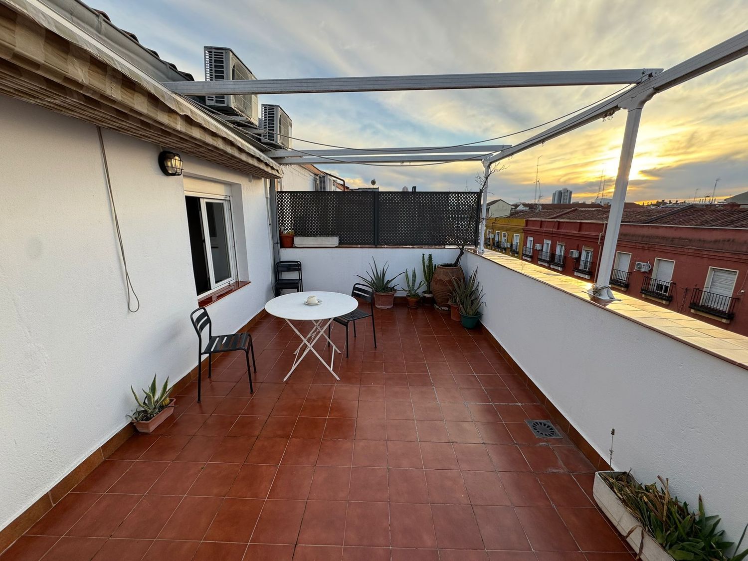 Ático en calle de Sánchez Barcáiztegui, 18 - Foto 2