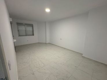 Piso en  Carrer d'Antonia Martínez 9 - Foto 5