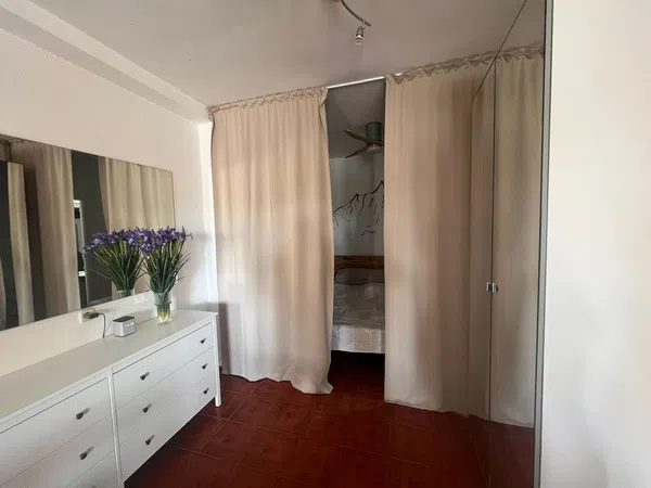 Estudio en calle de Inglaterra, 26 - Foto 4