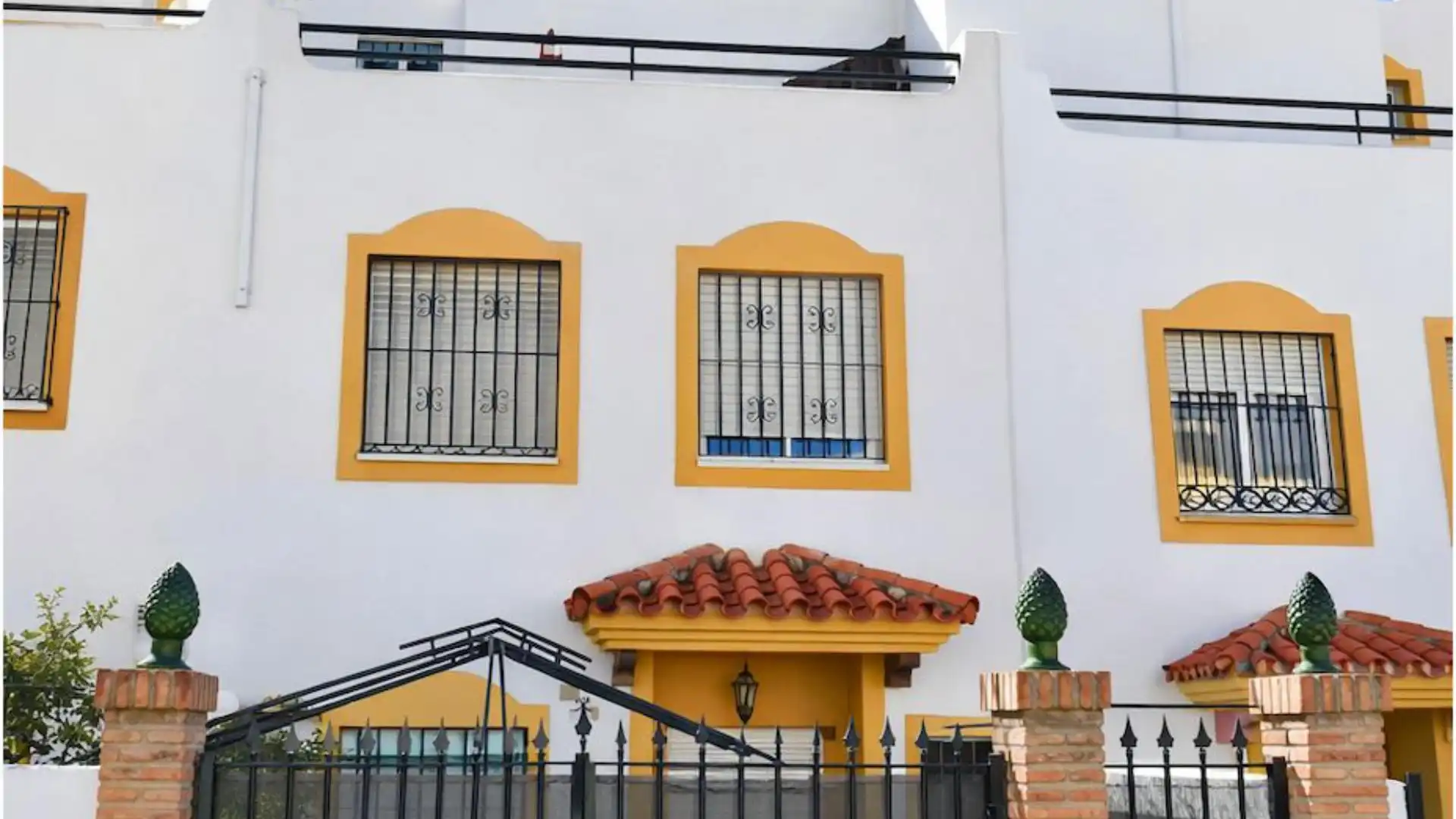 Casa adosada en  Urbanizacion Gamonal y las Medranas 91 - Foto 1