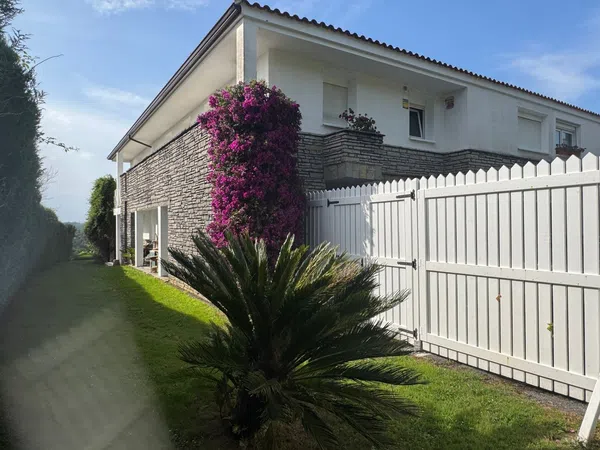 Chalet adosado en Mungia - Foto 4
