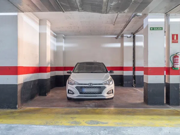 Piso en avenida de la Ilustración, 95 - Foto 28