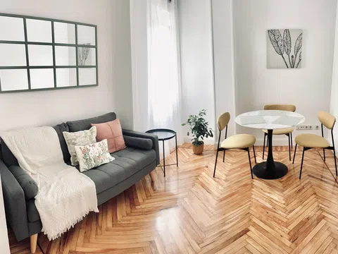 Piso en calle de Colombia, 5