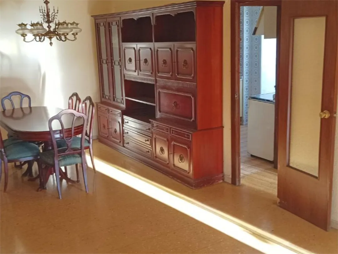 Piso en  Carrer de Joaquín Benlloch 27 - Foto 4