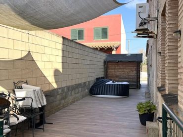 Chalet en  Carrer de Monturiol 1 - Foto 34