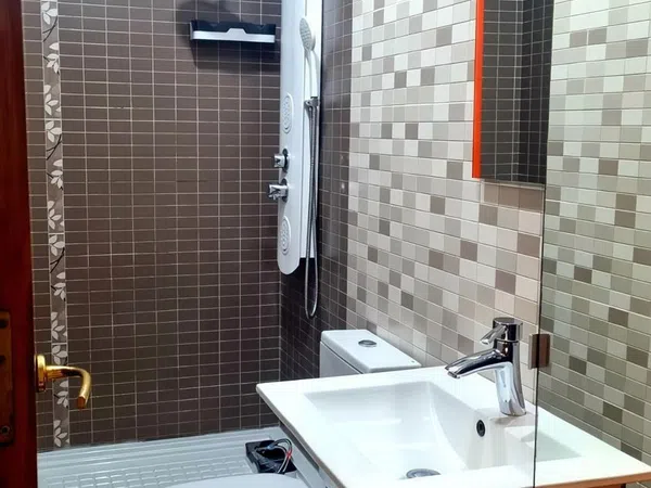 Piso en calle de la Independència, 144 - Foto 9