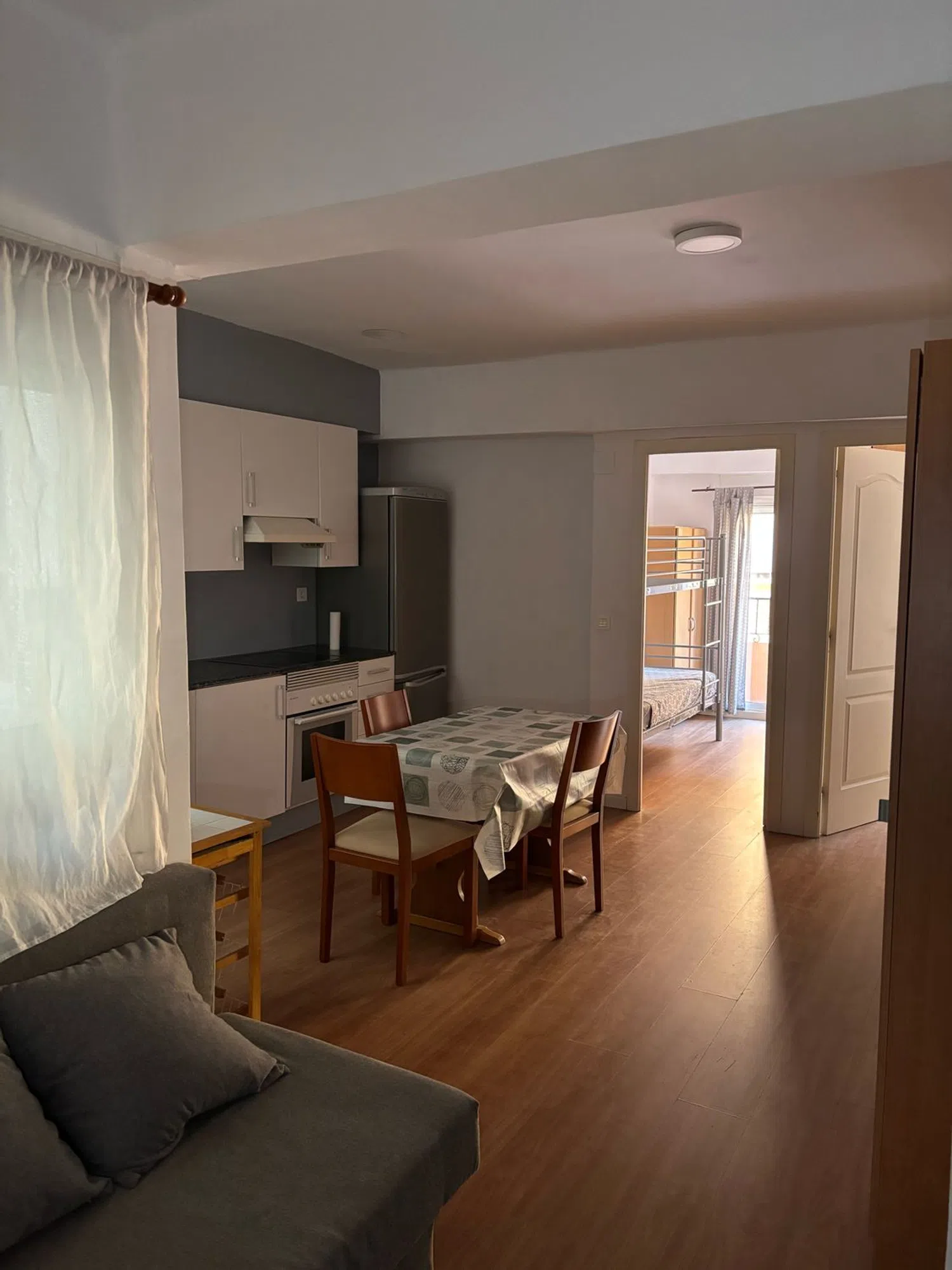 Piso en calle de les Alqueries de Bellver, 15 - Foto 1