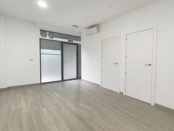 Local en Calle Torre Quebrada, 4, Cervantes-Palacio de Deportes, Cervantes-Palacio de Deportes - Foto 1